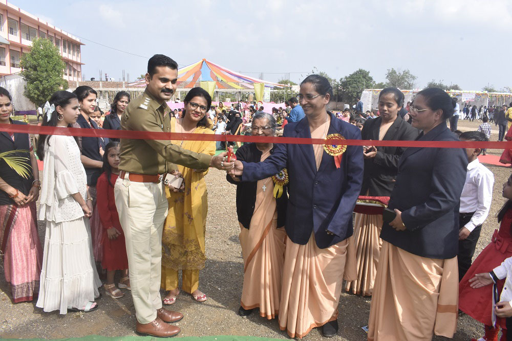 Bhartiya Bhasha Utsav & Child Fest